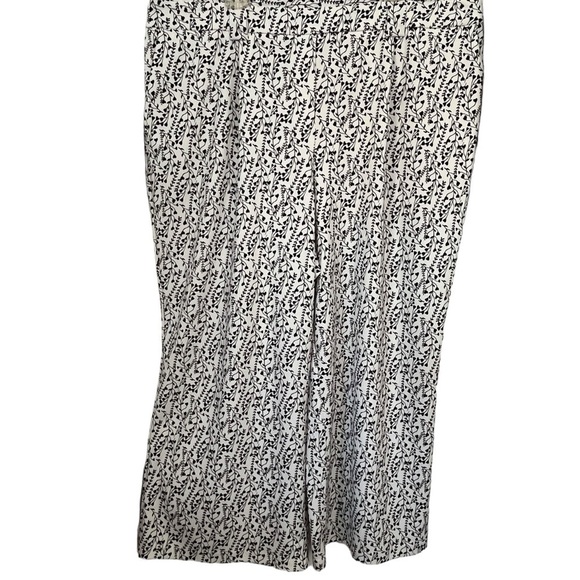 C Est. 1946 Stretch Comfort Pull-on Pants with Black & Cream Pants Sz 26/28 - Picture 1 of 10